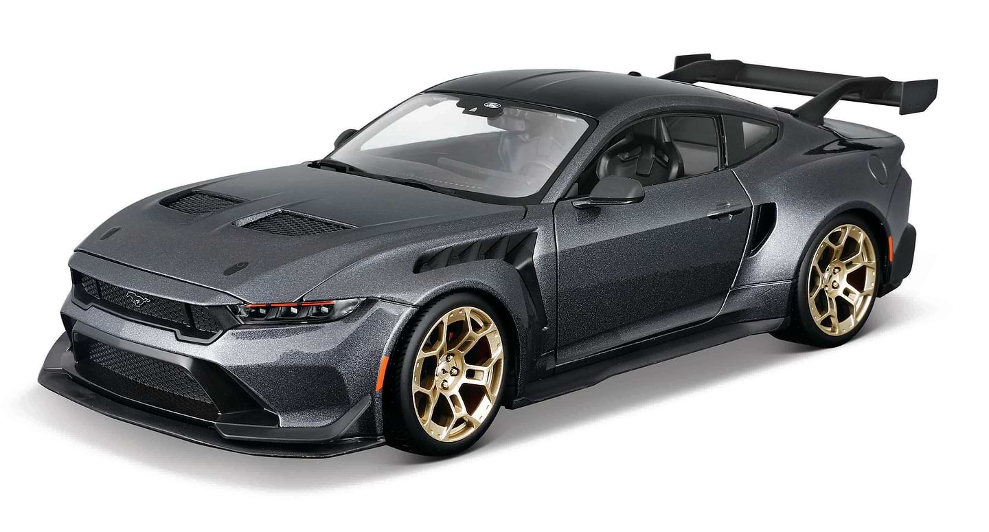 Колекційна машинка 1:18 Maisto 2025 Ford Mustang GTD (31468 met.grey)